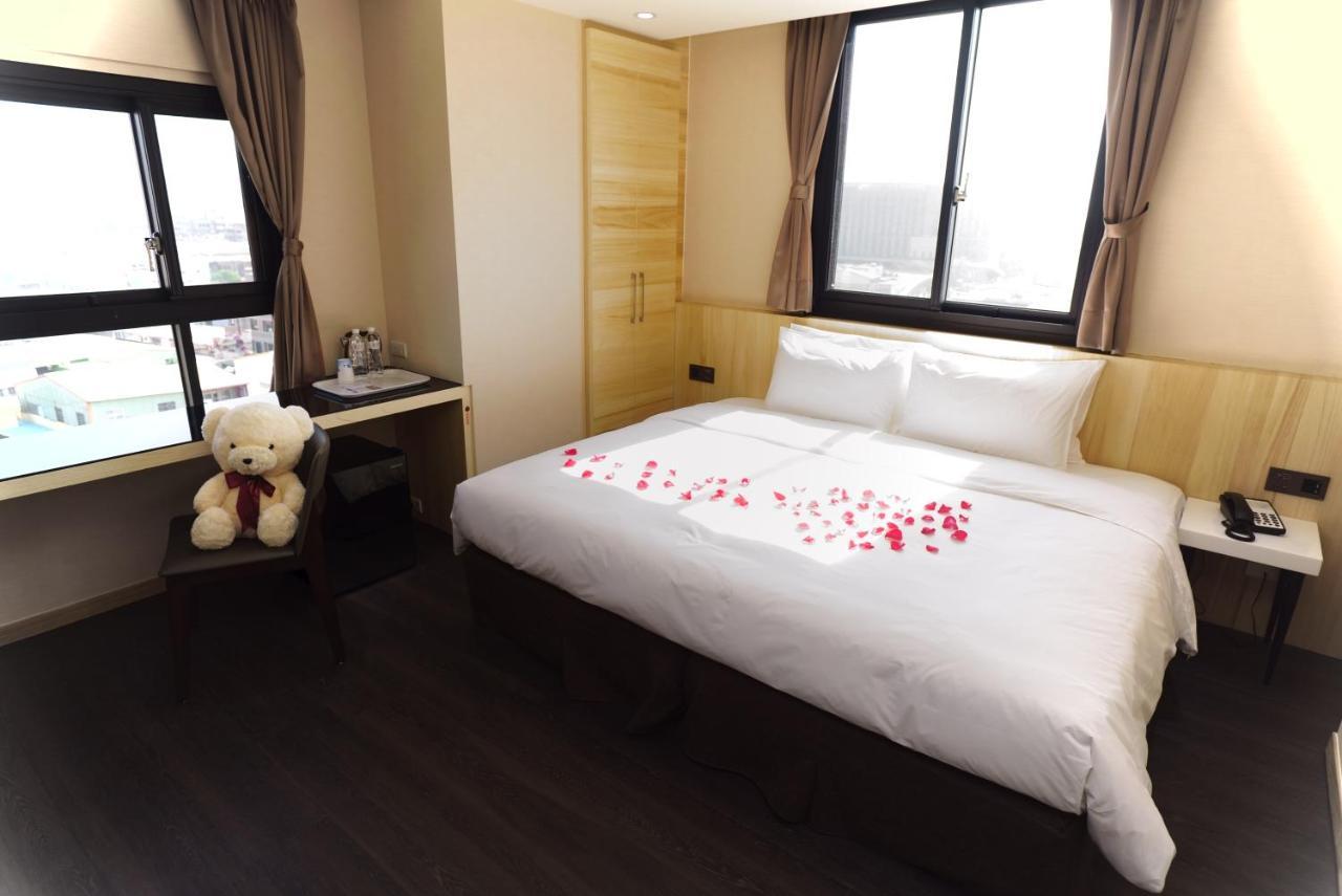 Red Hotel Yuanlin Exteriér fotografie